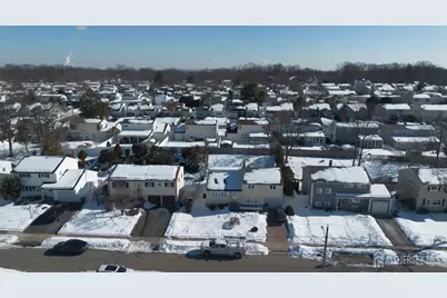 78 Roosevelt Avenue, Colonia, NJ 07067 - Photo 26