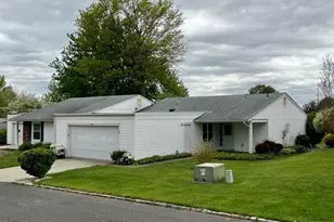 117B Ironwood Plaza, Monroe Township, NJ 08831 - Photo 2