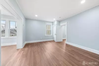 86 S Fulton Street S, Woodbridge Township, NJ 07095 - Photo 6