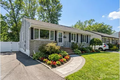 53 Jordan Road, Middlesex, NJ 07067 - Photo 2