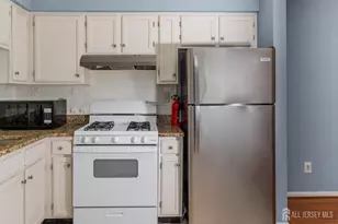 734 Waterford Dr, Edison, NJ 08817 - Photo 6