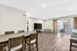 2406 Bayhead Dr, Sayreville, NJ 08859 - Photo 6
