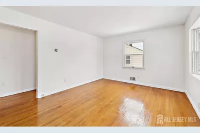 95 J F Kennedy Drive, Milltown, NJ 08850 - Photo 4