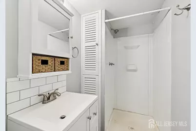 95 J F Kennedy Drive, Milltown, NJ 08850 - Photo 22