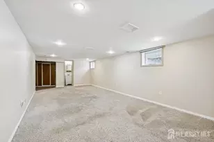 95 J F Kennedy Dr, Milltown, NJ 08850 - Photo 24