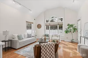 45 Hedge Row Rd, Plainsboro Township, NJ 08540 - Photo 12