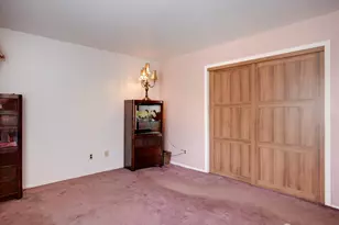 15 E Walnut Street E, Colonia, NJ 07067 - Photo 16