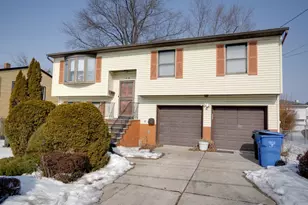 15 E Walnut St, Colonia, NJ 07067 - Photo 1