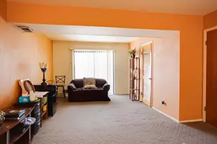 15 E Walnut Street E, Colonia, NJ 07067 - Photo 20