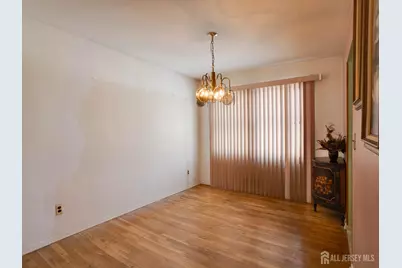 15 E Walnut Street E, Colonia, NJ 07067 - Photo 6