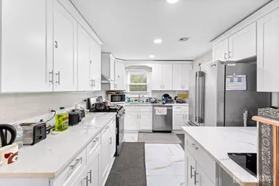 22 N Oak Avenue N, Iselin, NJ 08830 - Photo 8