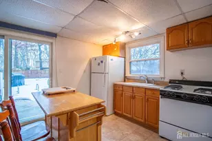 2250 Plainfield Ave N, Piscataway Township, NJ 08854 - Photo 22