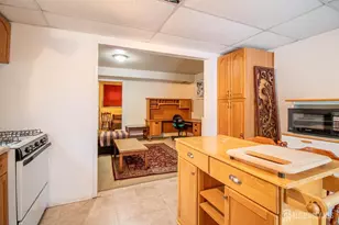 2250 Plainfield Ave N, Piscataway Township, NJ 08854 - Photo 24