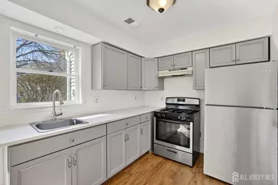 35 Dallenbach Lane, East Brunswick Township, NJ 08816 - Photo 8