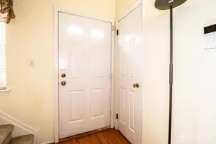 190 Jonathan Pl, Franklin Township, NJ 08873 - Photo 4