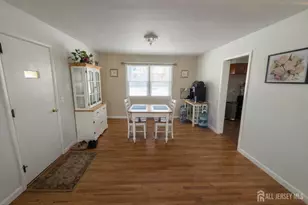 88 Coolidage Ave, Carteret, NJ 07009 - Photo 4