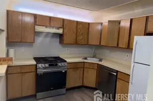 436 Danbury Ln, East Brunswick Township, NJ 08816 - Photo 6