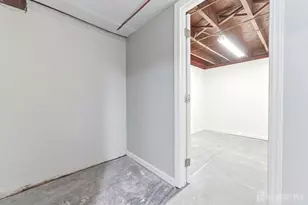 142 Liberty St, Fords, NJ 08863 - Photo 32