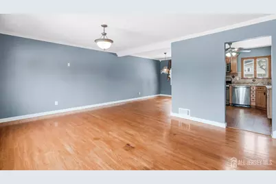 325 Colonia Boulevard, Colonia, NJ 07067 - Photo 6