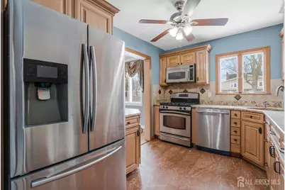 325 Colonia Boulevard, Colonia, NJ 07067 - Photo 8