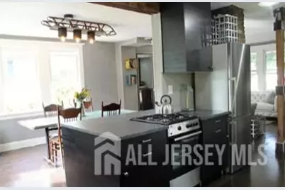 272 Lake Avenue, Metuchen, NJ 08840 - Photo 30