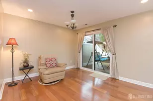 156 Hampshire Dr, Plainsboro Township, NJ 08536 - Photo 4