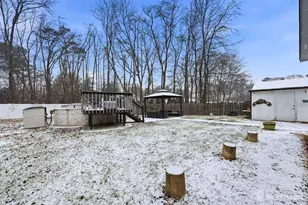 587 Marlboro Rd, Old Bridge Township, NJ 08857 - Photo 28