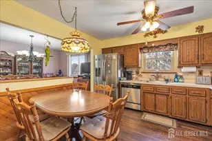 15 Erin Ln, Old Bridge Township, NJ 08857 - Photo 8