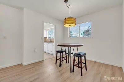 603 Jacob Court, South Brunswick Township, NJ 08810 - Photo 4