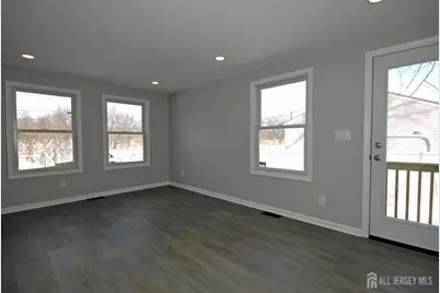 824 Drake Avenue, Middlesex, NJ 08846 - Photo 12