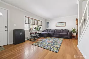 28 W Francis St, Iselin, NJ 08830 - Photo 4