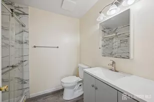 209 Green Hollow Dr, Iselin, NJ 08830 - Photo 16