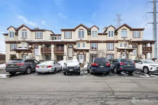 303 Michaels Ct, Woodbridge Township, NJ 07095 - Photo 1