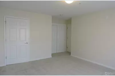 81 Liddle Avenue, Edison, NJ 08837 - Photo 16