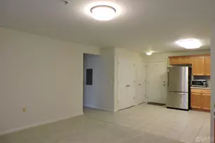 81 Liddle Ave, Edison, NJ 08837 - Photo 8