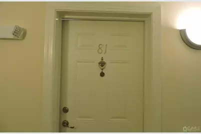 81 Liddle Avenue, Edison, NJ 08837 - Photo 4