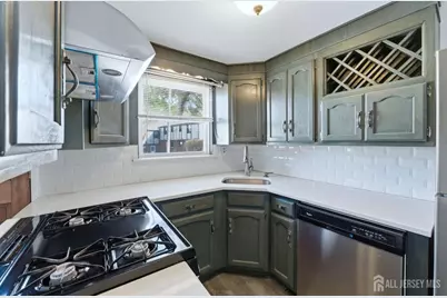 123 Newman Street, Metuchen, NJ 08840 - Photo 8