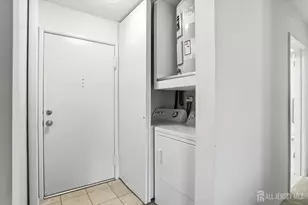 277 Crosse Dr, Monroe Township, NJ 08831 - Photo 16