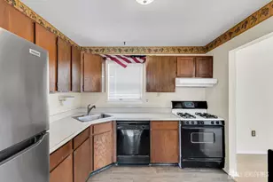 46 Lane Ct, Old Bridge Township, NJ 08857 - Photo 22