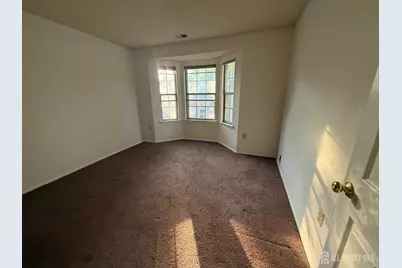 125 Albury Way, North Brunswick Township, NJ 08902 - Photo 12