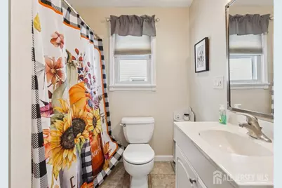 584 Garden Avenue, Woodbridge Township, NJ 07095 - Photo 18