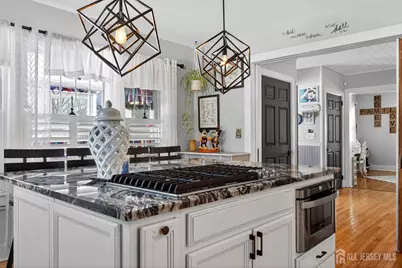 151 Beechwood Avenue, Middlesex, NJ 08846 - Photo 2