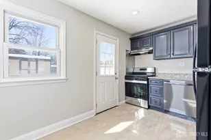 1031 Woodruff St, Iselin, NJ 08830 - Photo 8