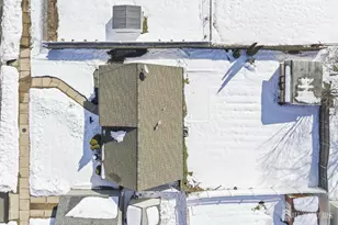 1031 Woodruff St, Iselin, NJ 08830 - Photo 32