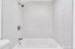 109 Throckmorton Ln Ln, Old Bridge Township, NJ 08857 - Photo 20