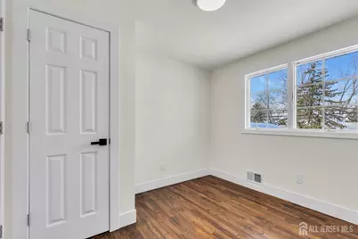 109 Throckmorton Ln Lane, Old Bridge Township, NJ 08857 - Photo 22