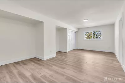 109 Throckmorton Ln Lane, Old Bridge Township, NJ 08857 - Photo 8