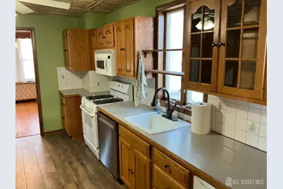 175 Grenville Street, Woodbridge Township, NJ 07095 - Photo 8