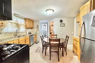 583 West Side Ave, Perth Amboy, NJ 08861 - Photo 8