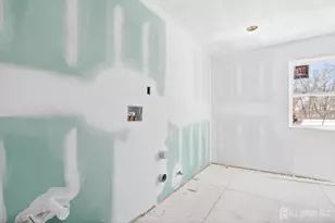 290 Fresh Ponds Rd, South Brunswick Township, NJ 08852 - Photo 18